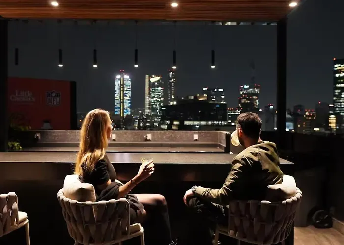 Design Bathtub Rooftop Pool, Gym, Bbq Apartment